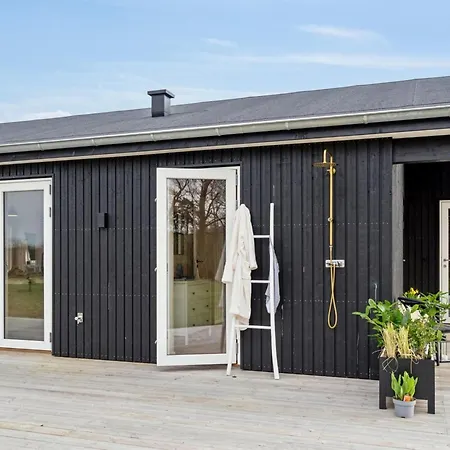 Ferdine - 1-5km From The Sea By Interhome *